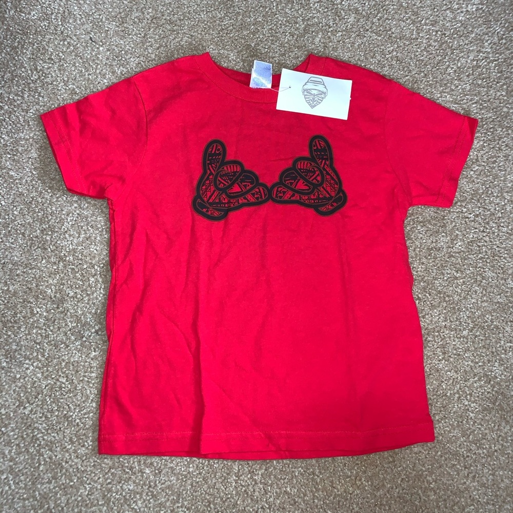 BNWT HiDemand Child 5/6 Shirt